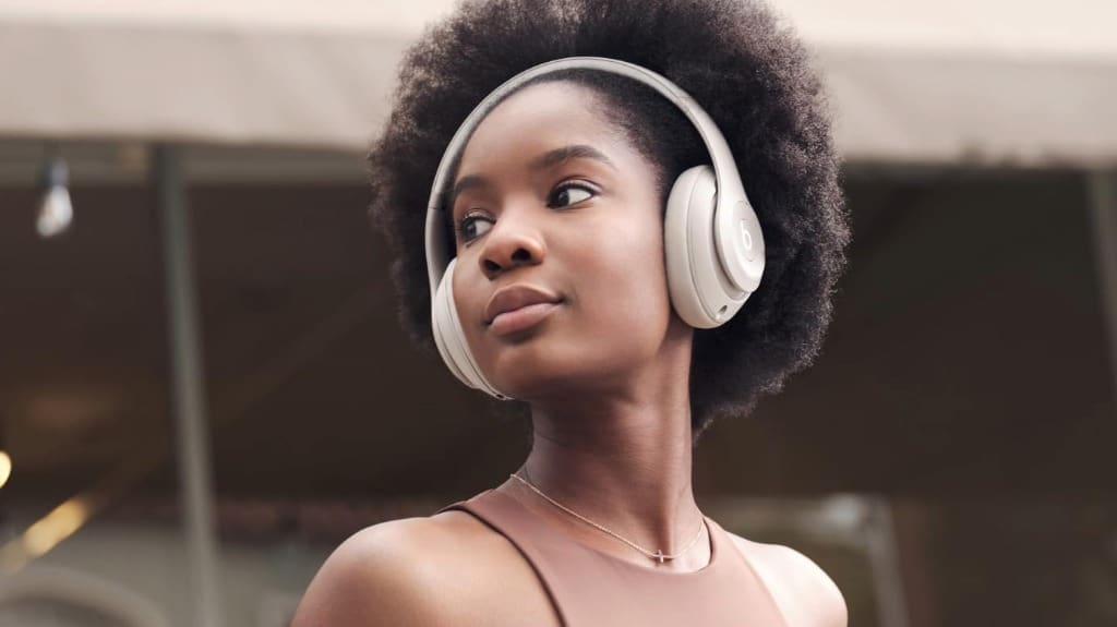 Beats Studio Pro Wireless Over-Ear Premium Headphones - Sandstone