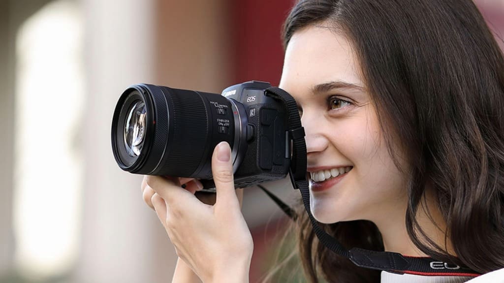 Canon EOS RP Full-Frame Mirrorless Camera - Compact and Lightweight for Traveling and Vlogging