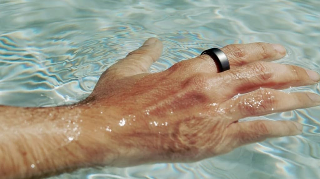 Oura Ring 4 Smart Ring - Stylish Health Tracker - Durable, Lightweight, Water Resistant