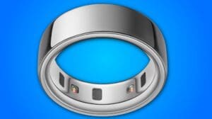 Oura Ring 4 Smart Ring - Stylish Health Tracker - Silver